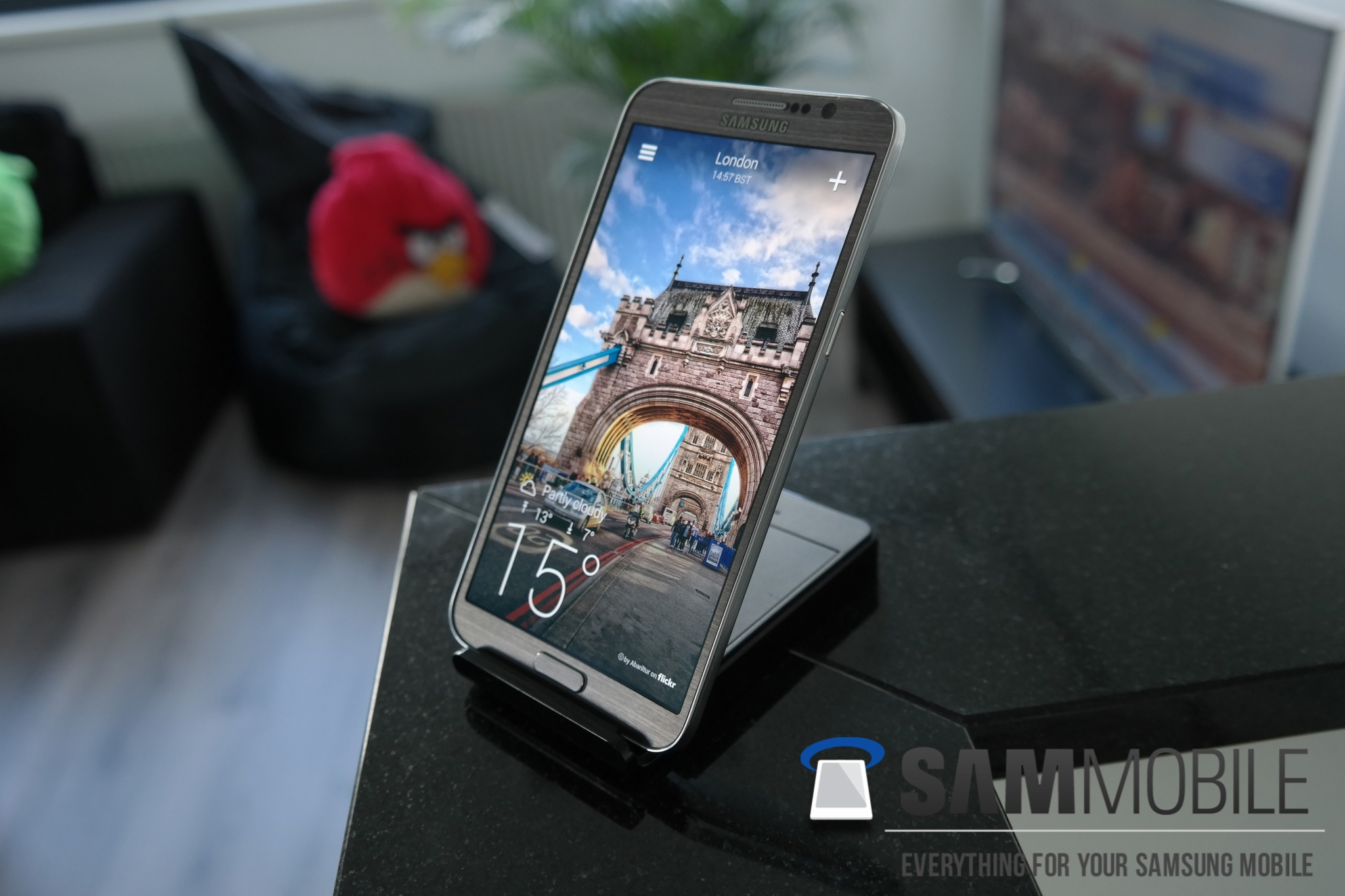 Samsung Galaxy Round G910S Resim 3