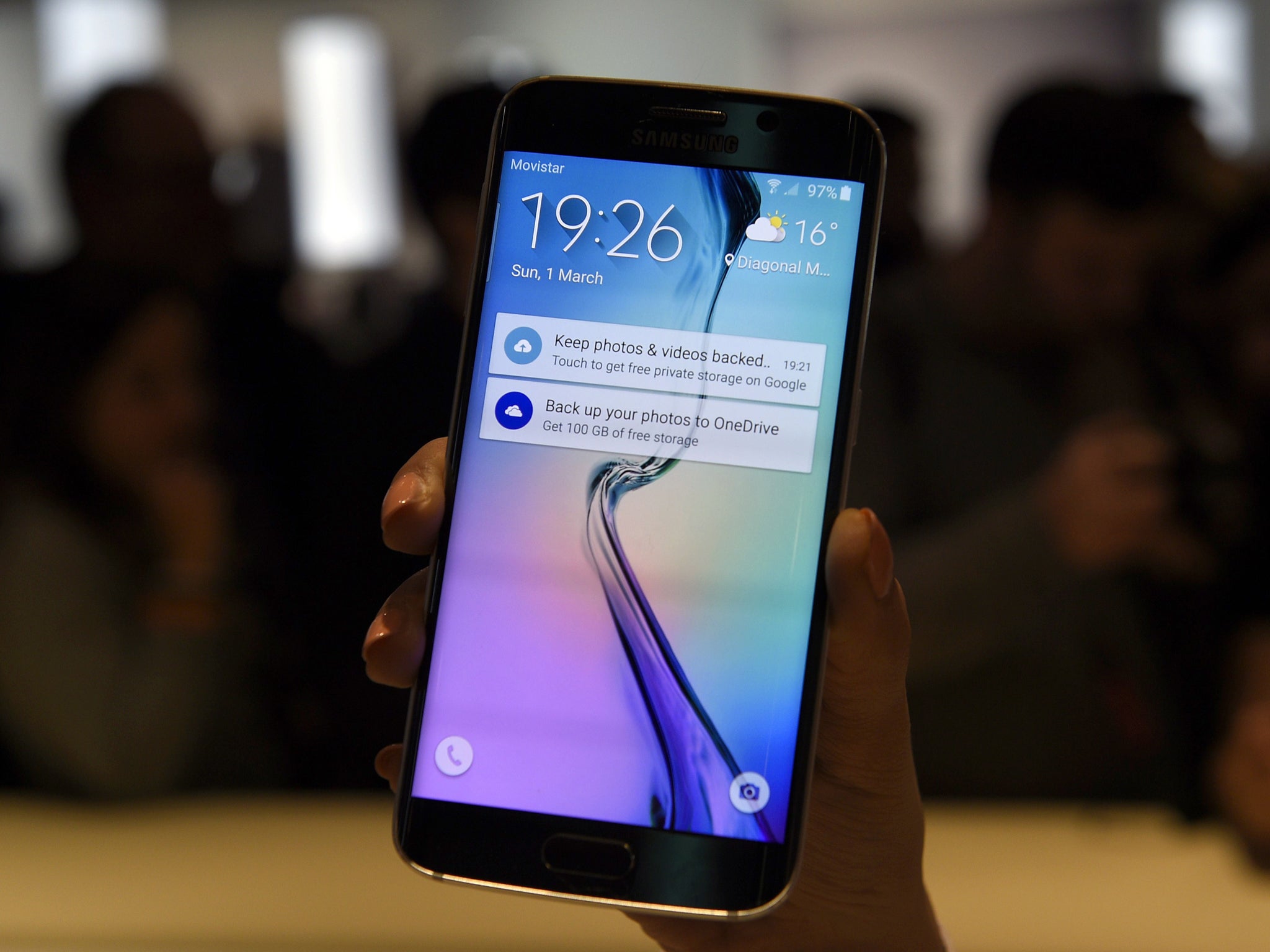 Samsung Galaxy S6 edge (USA) Resim 5