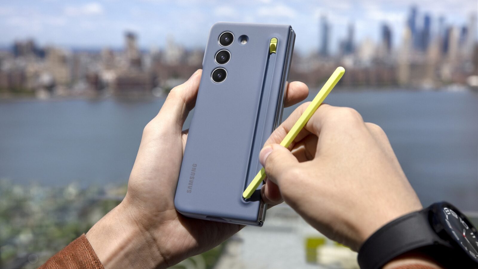 Samsung Galaxy Z Fold5 Resim 3
