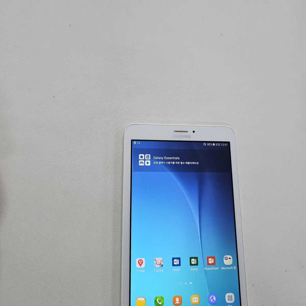 Samsung J165 Resim 3