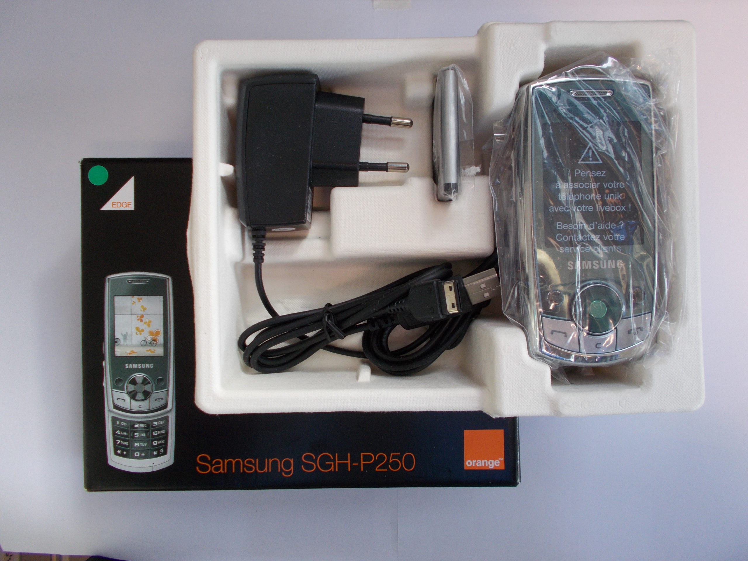Samsung P250 Resim 3