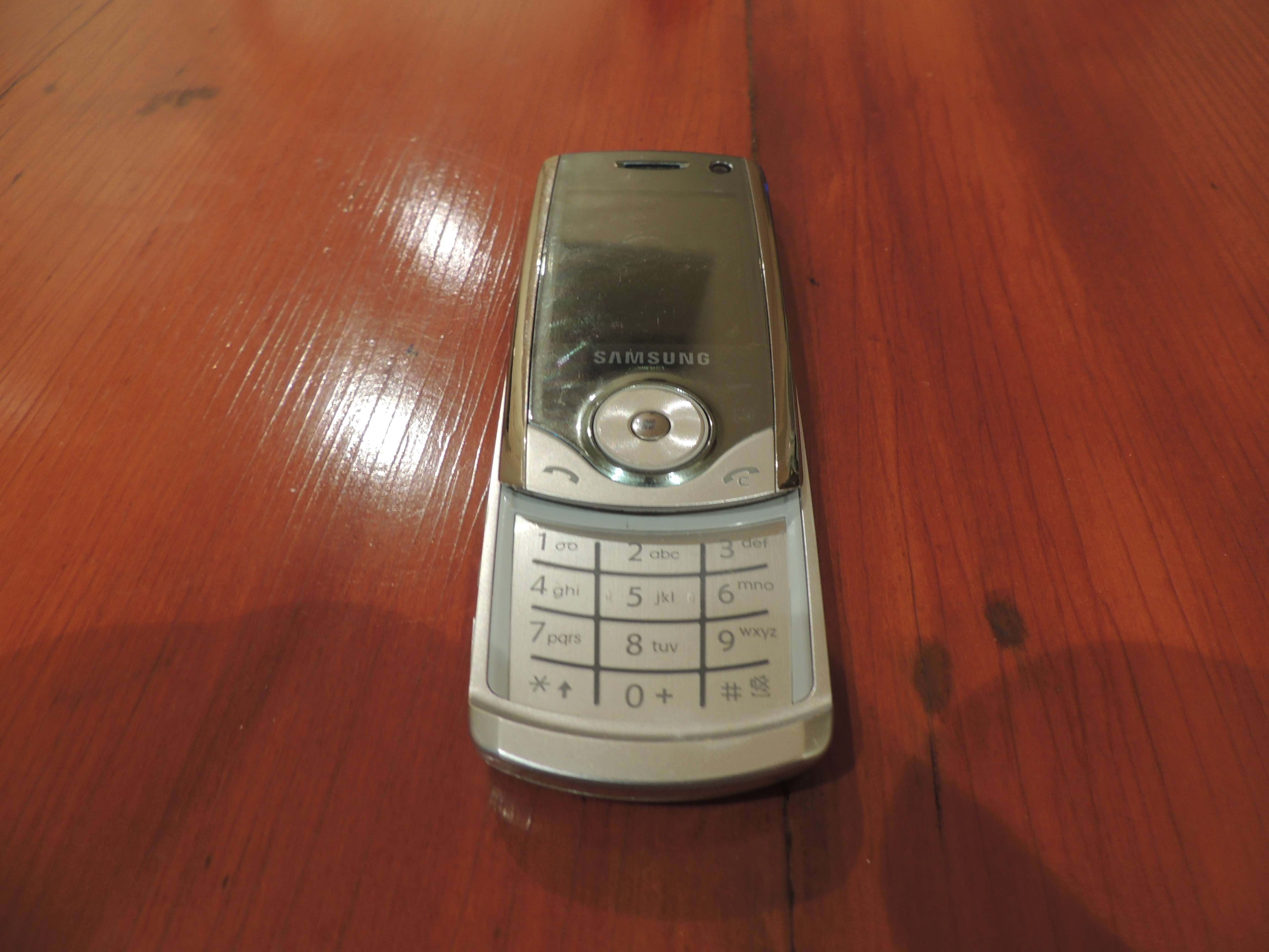 Samsung U700