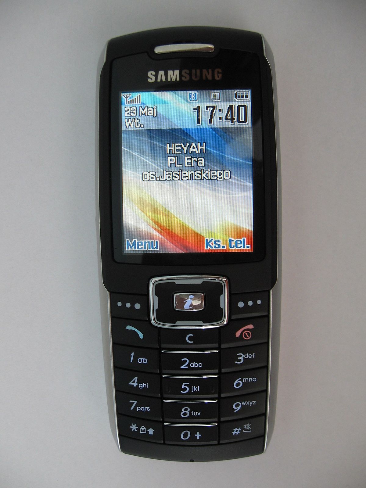 Samsung X700