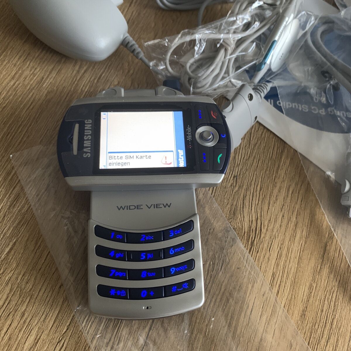 Samsung Z130 Resim 4