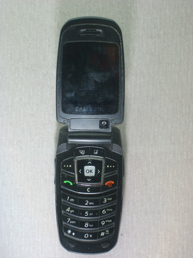 Samsung Z230 Resim 3