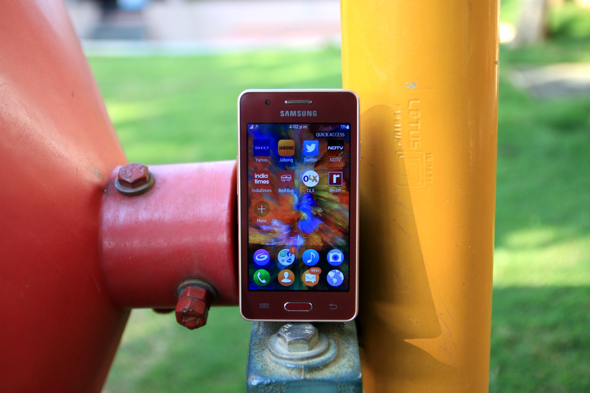 Samsung Z2 Resim 3