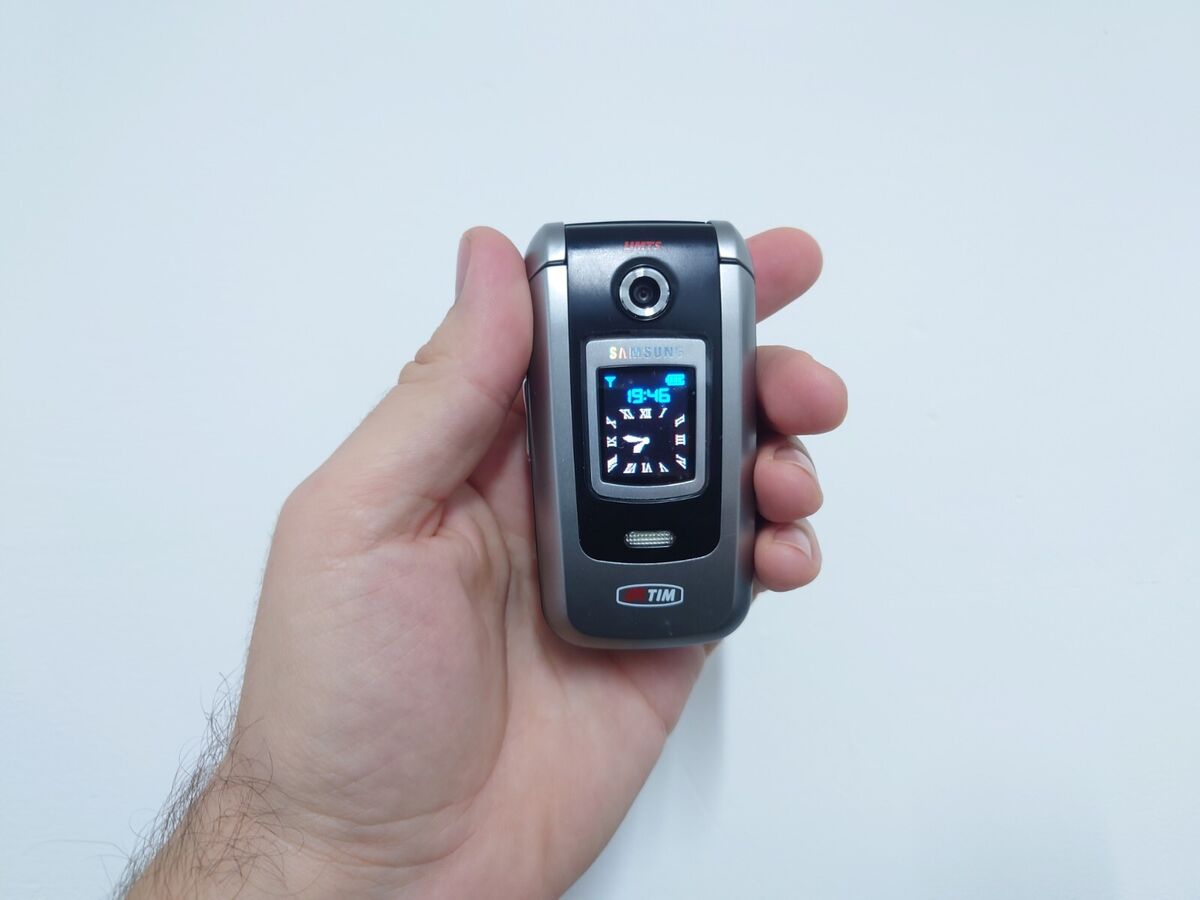 Samsung Z300