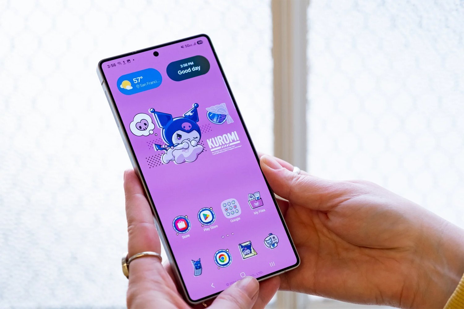 Samsung Z560 Resim 3