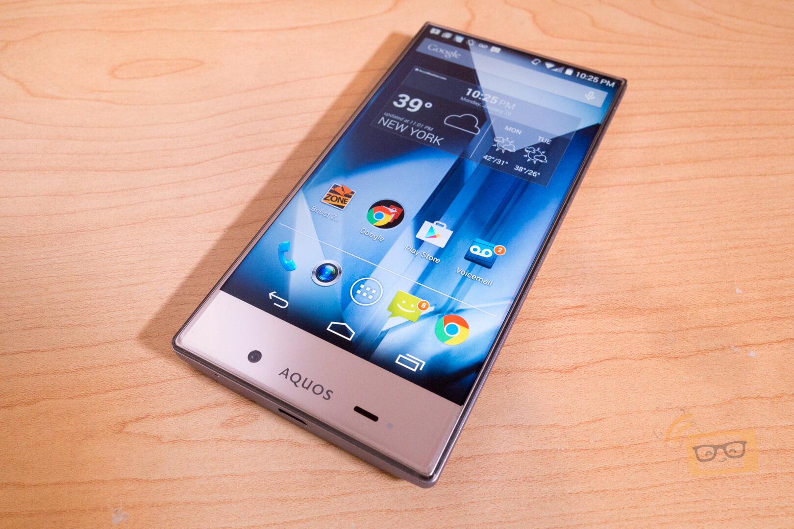 Sharp Aquos Crystal Resim 3