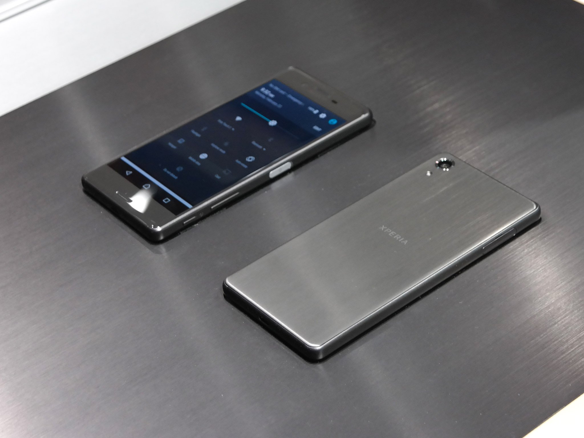 Sony Xperia X Resim 4