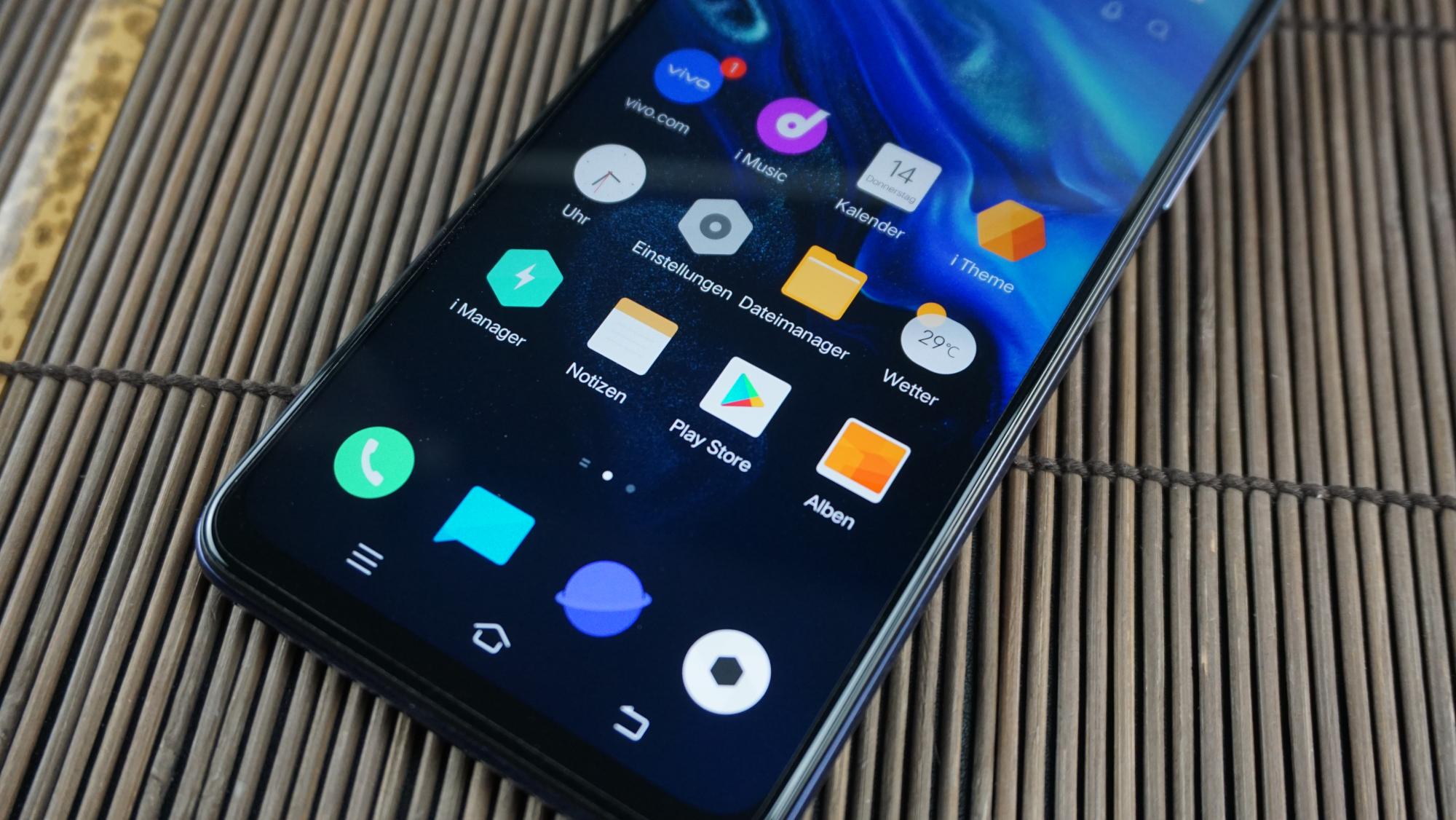 vivo iQOO Neo3 5G Resim 4