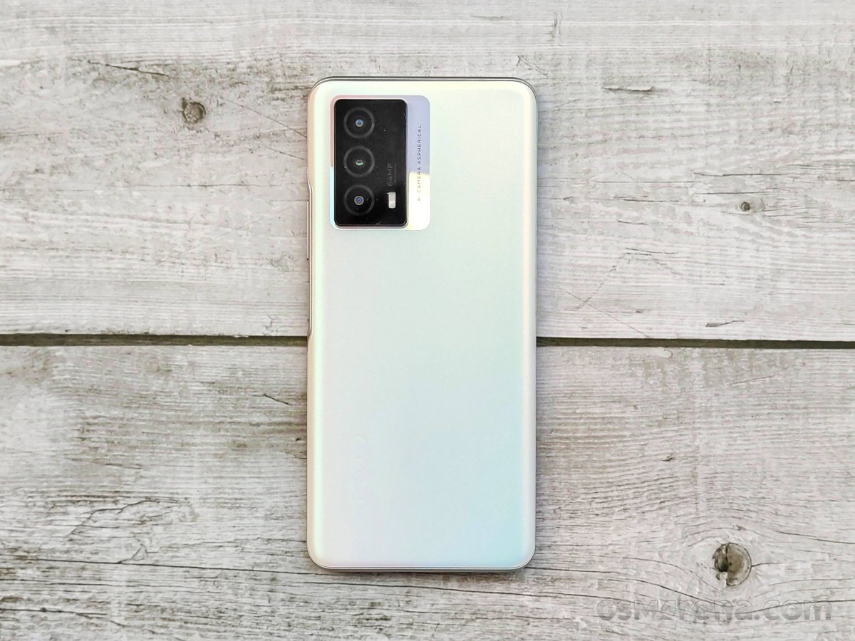 vivo iQOO Z5 (2022) Resim 4