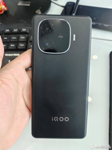 vivo iQOO Z9 Turbo Resim 5