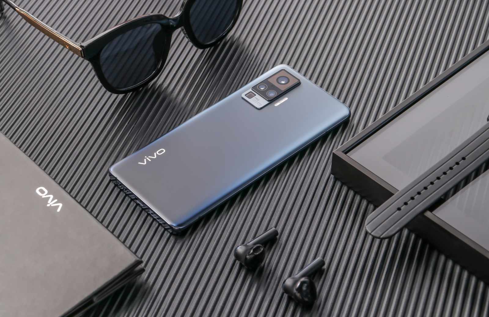 vivo X51 5G Resim 2
