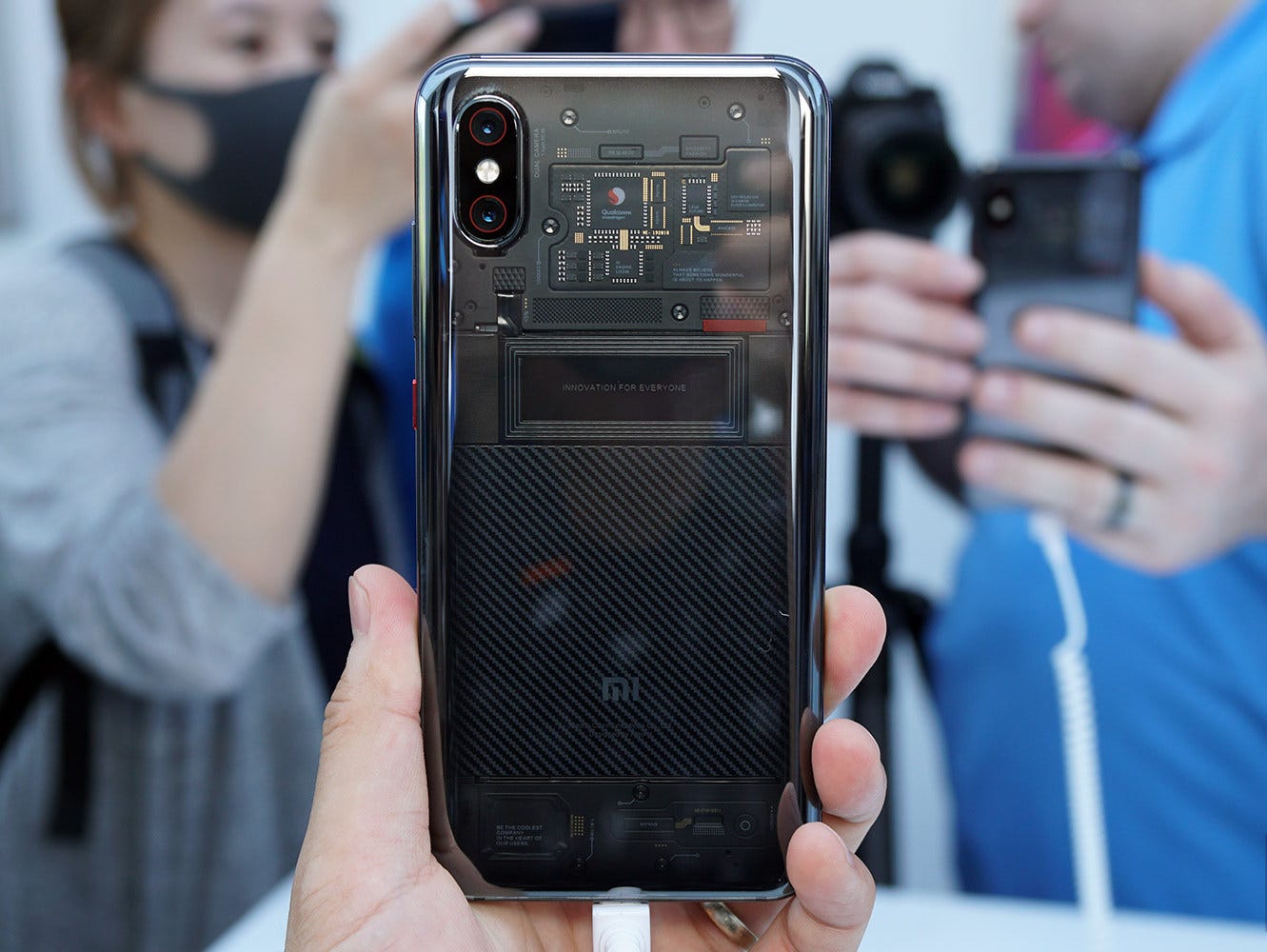 Xiaomi Mi 8 Explorer Resim 2