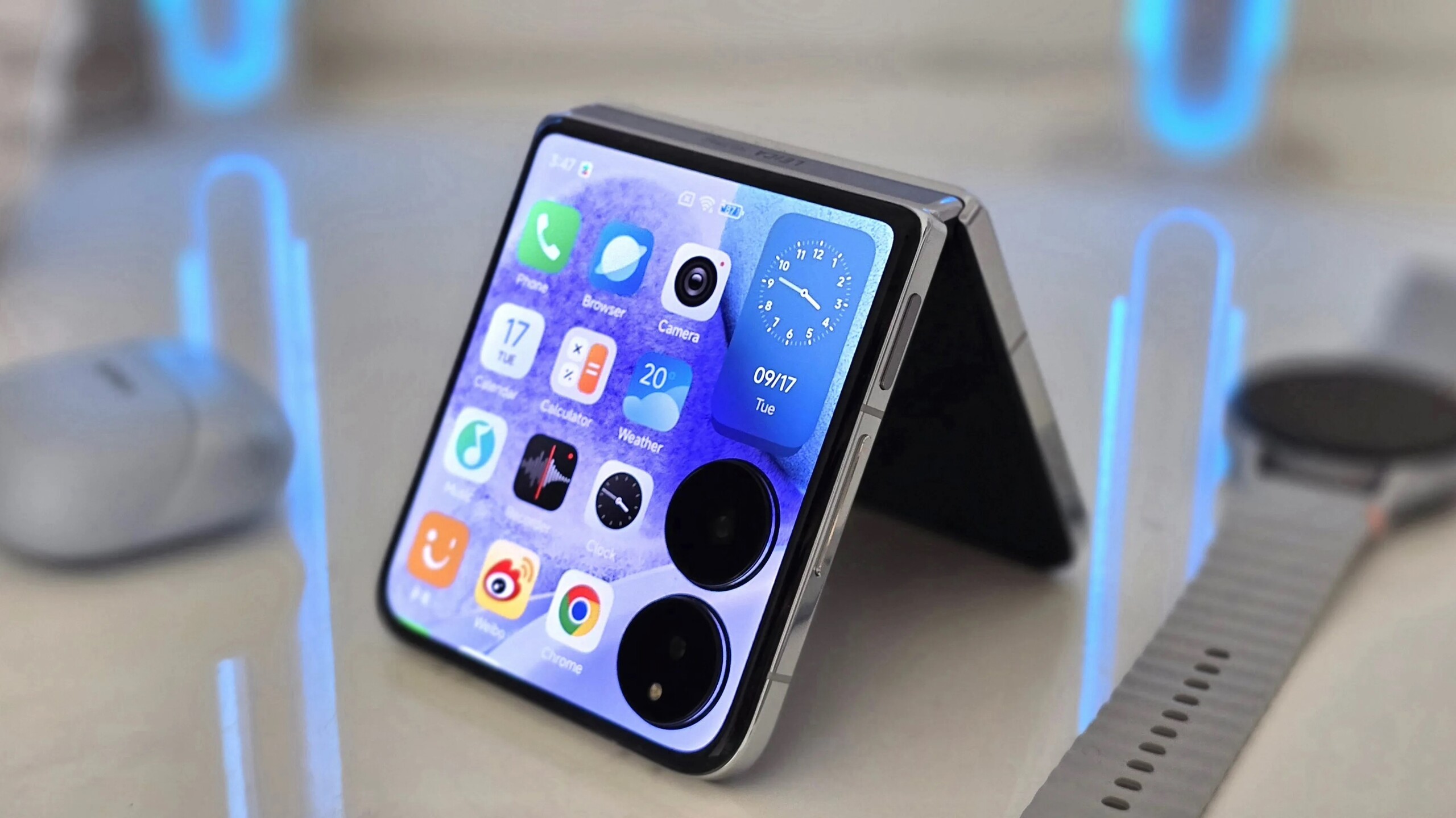 Xiaomi Mix Flip 2 Resim 3