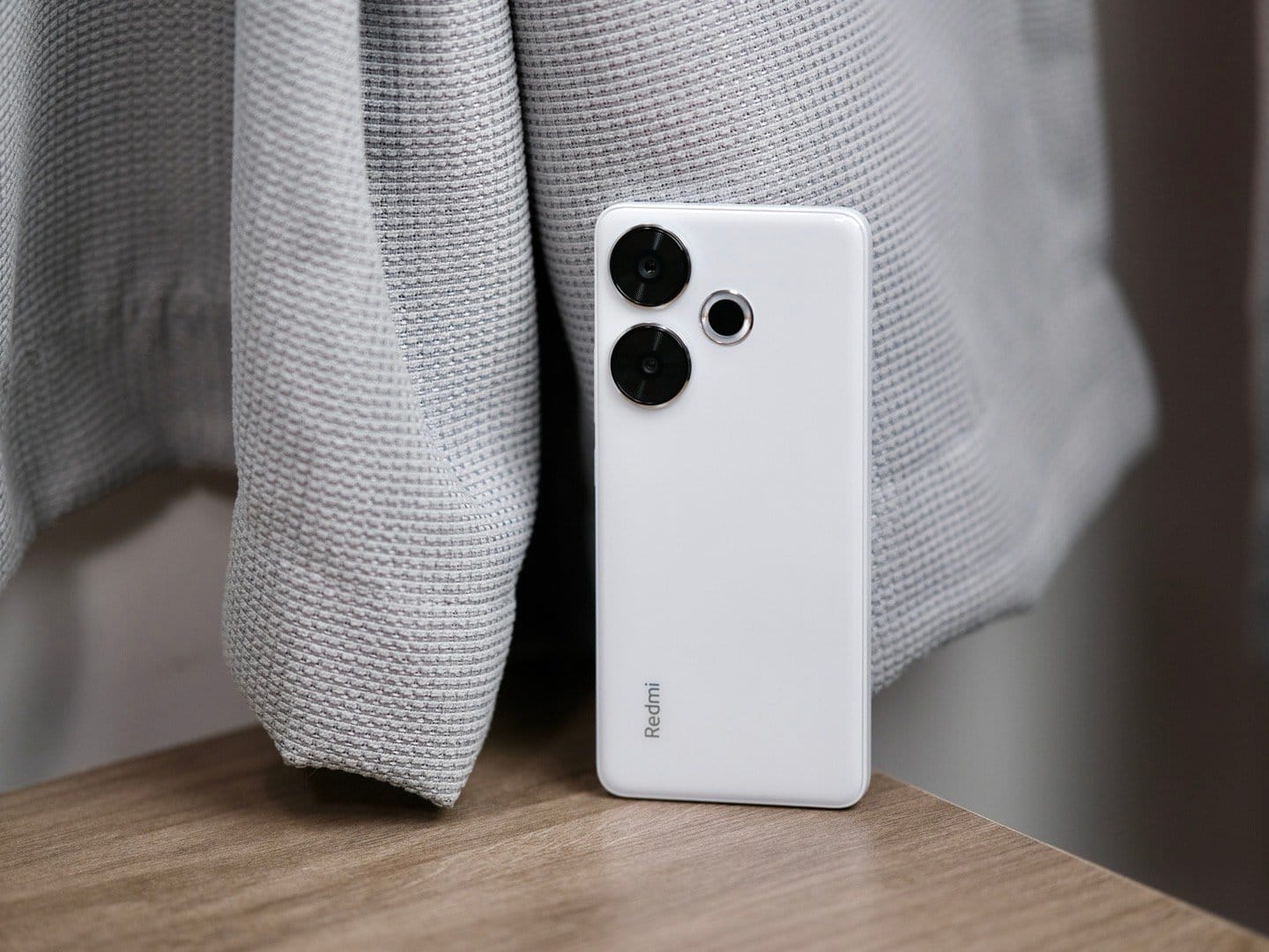 Xiaomi Redmi Turbo 4 Pro Resim 3
