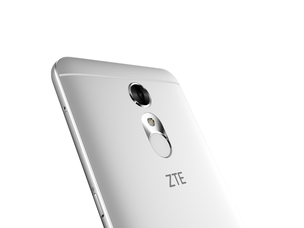 ZTE Blade A910 Resim 2