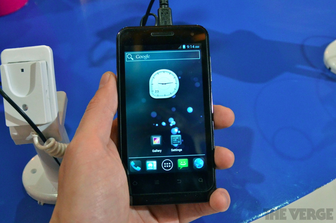 ZTE Nova 4 V8000