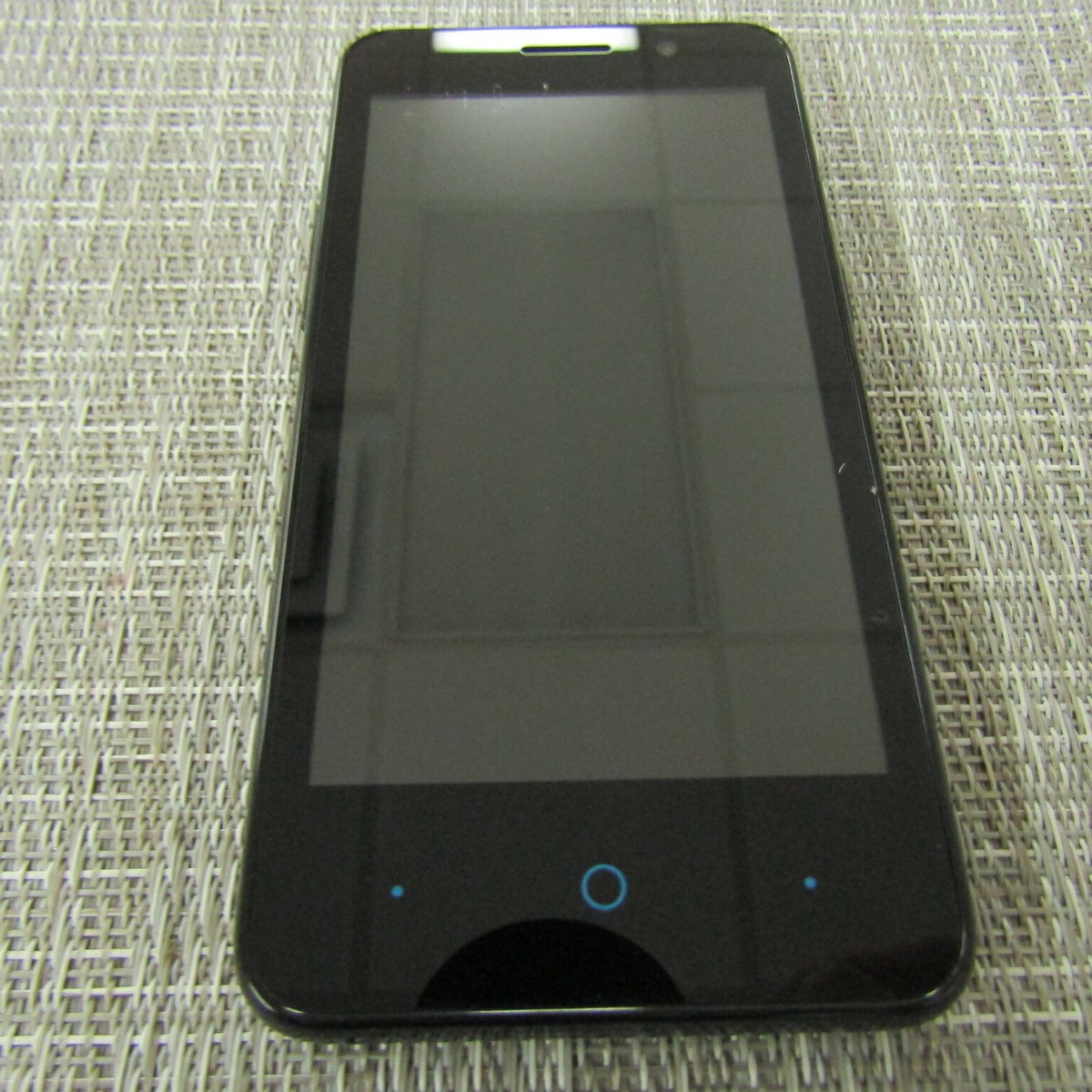 ZTE Obsidian Resim 4